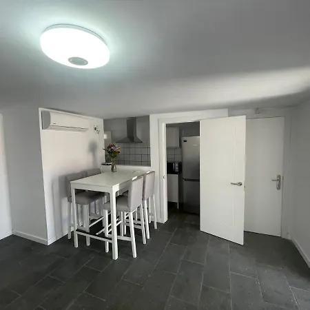 Vivienda Caceres Apartment *